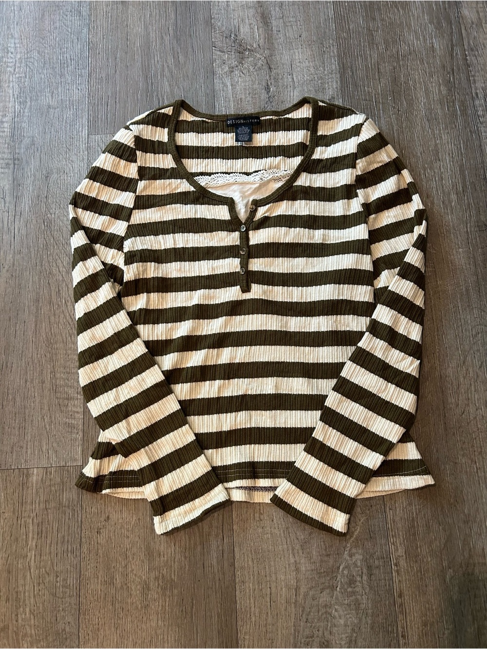 Y2k Olive Green & Cream Ribbed Striped Henley Top with Lace Tank. Size: L